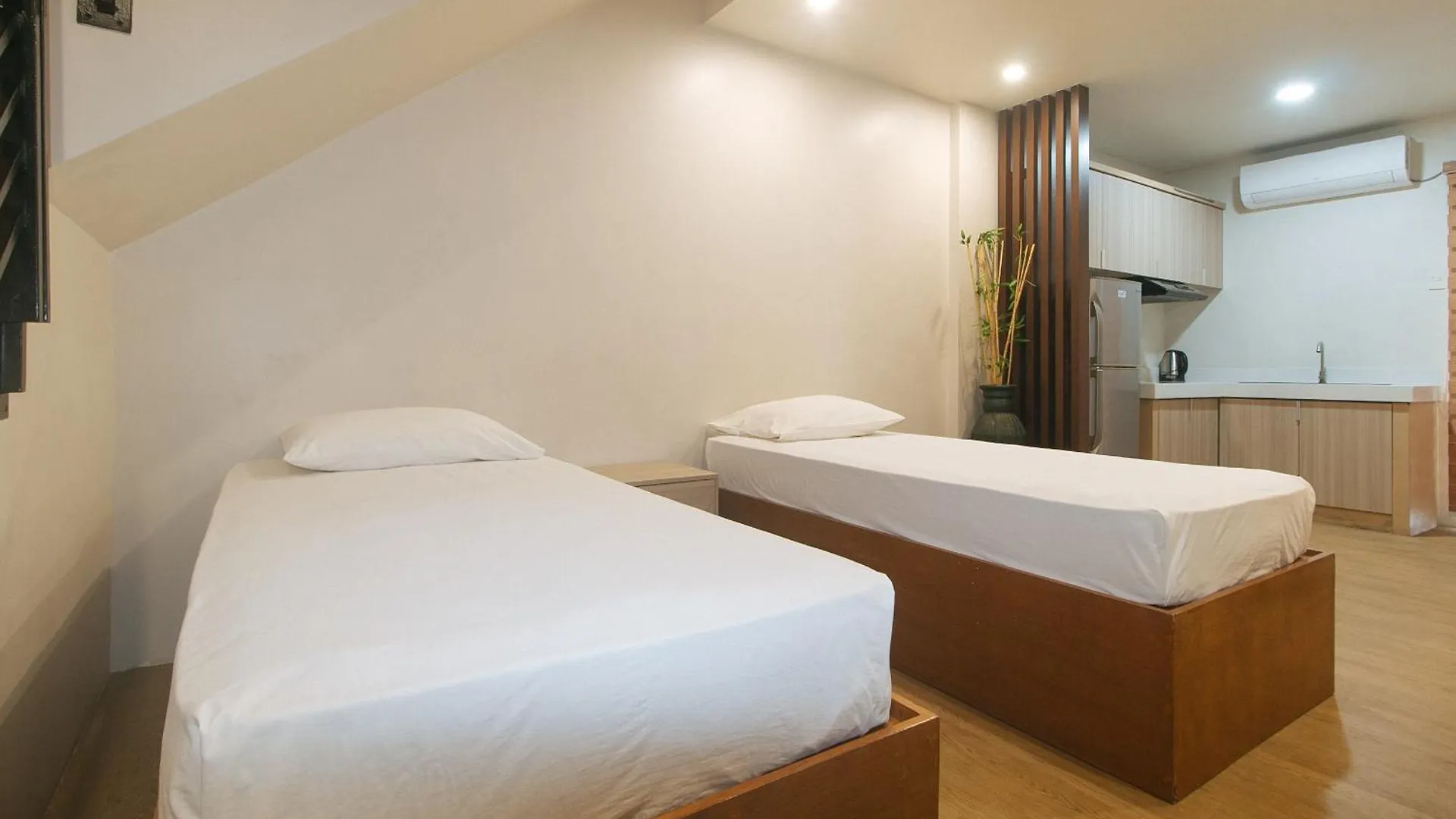 ** Hotell Elyseah Condotel Angeles Filippinerna