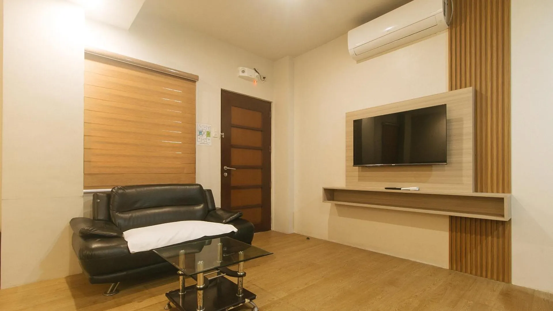 Elyseah Condotel Angeles Hotell