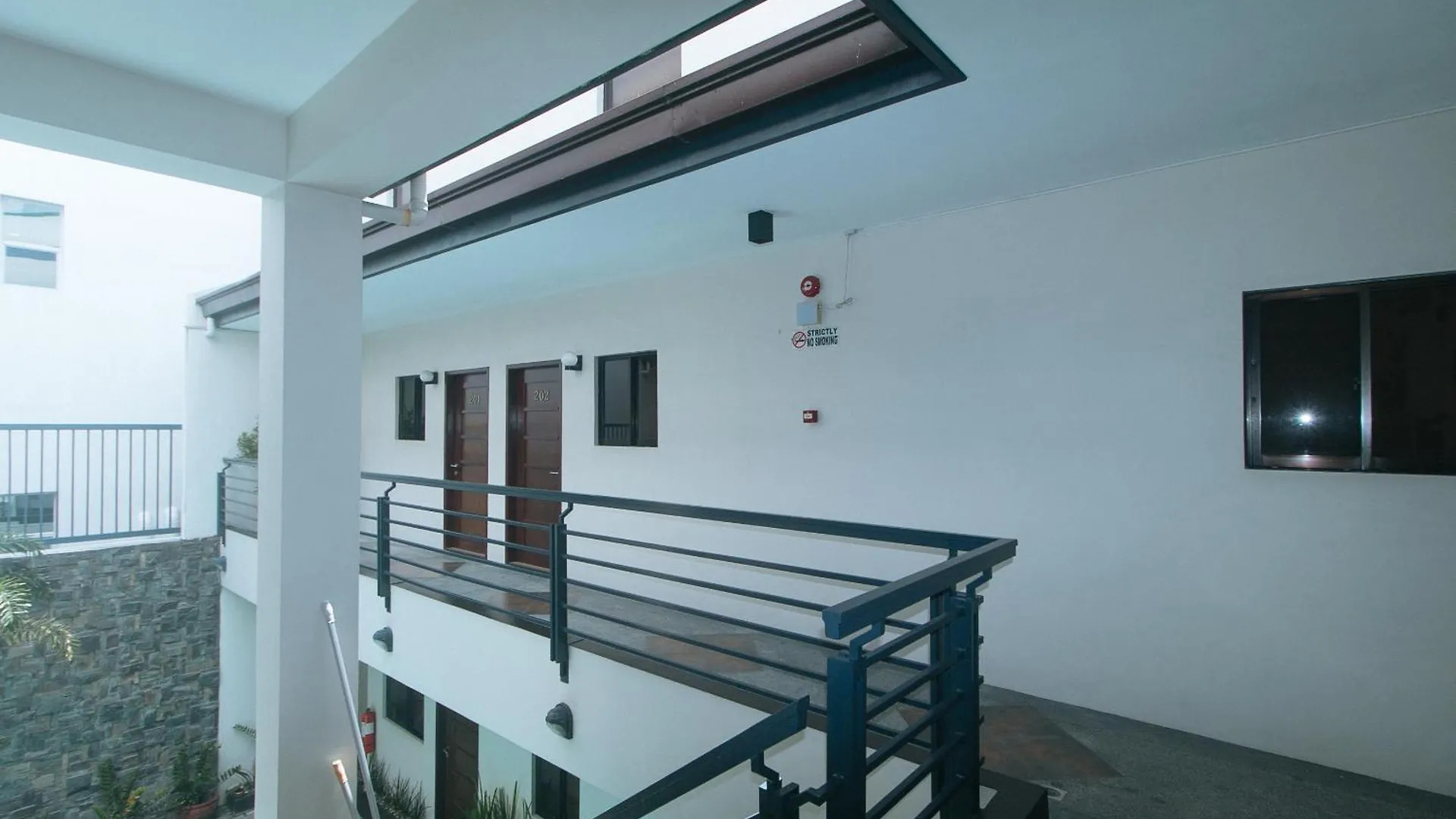 ** Hotell Elyseah Condotel Angeles Filippinerna