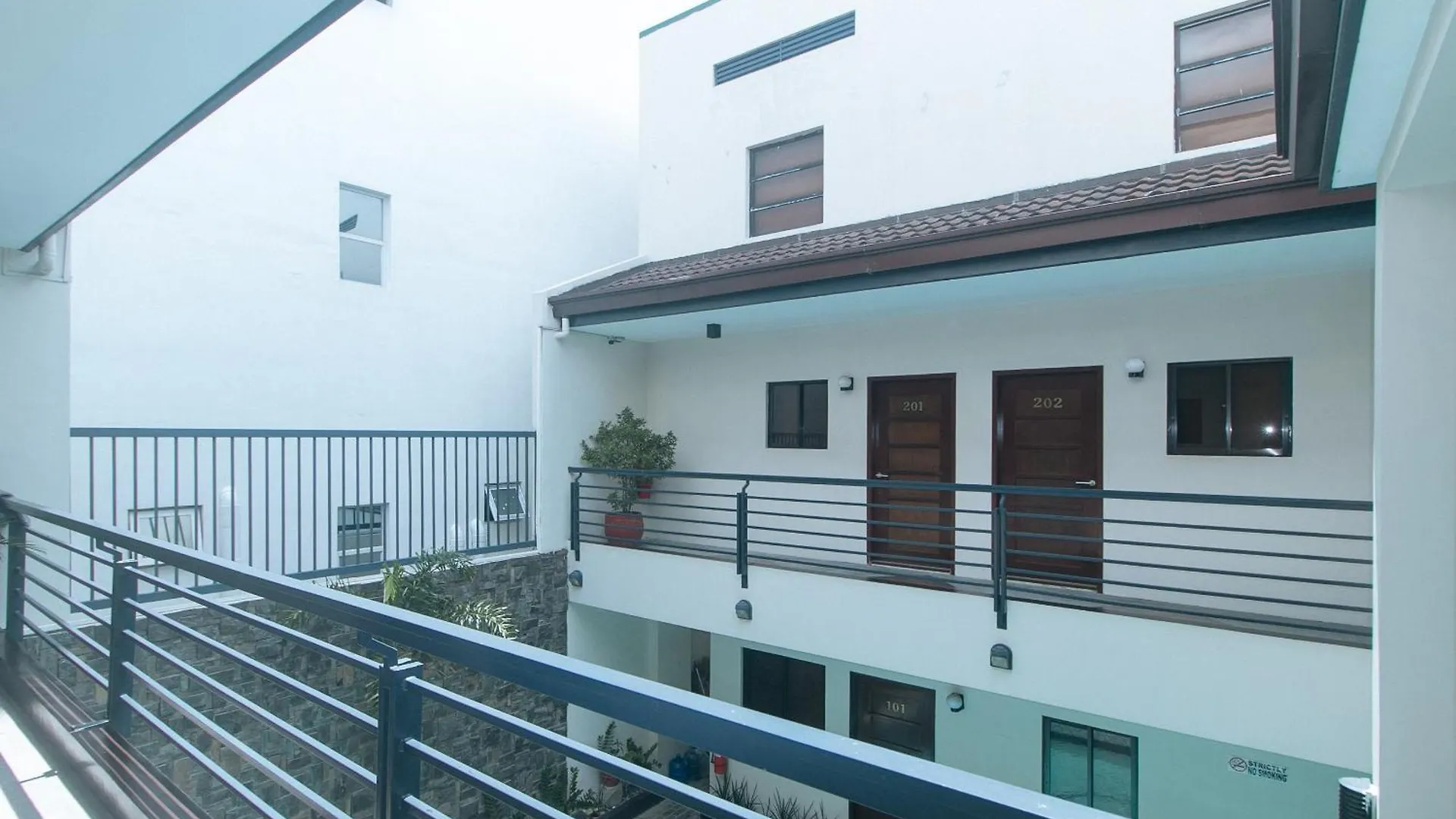 Elyseah Condotel Angeles